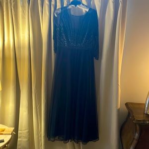 Long evening gown perfect for wedding! Double chiffon skirt/3/4 beaded sleeves